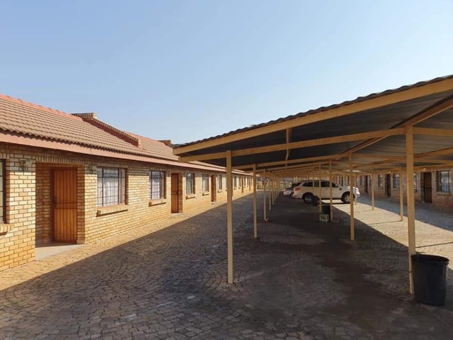 1 Bedroom Property for Sale in Potchefstroom Rural North West